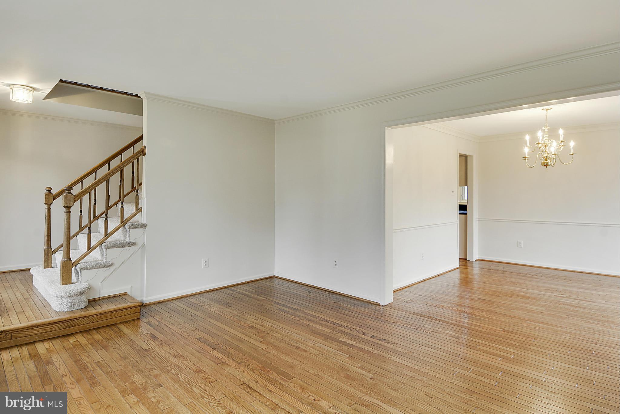 LAKE DEVEREUX - Residential Lease