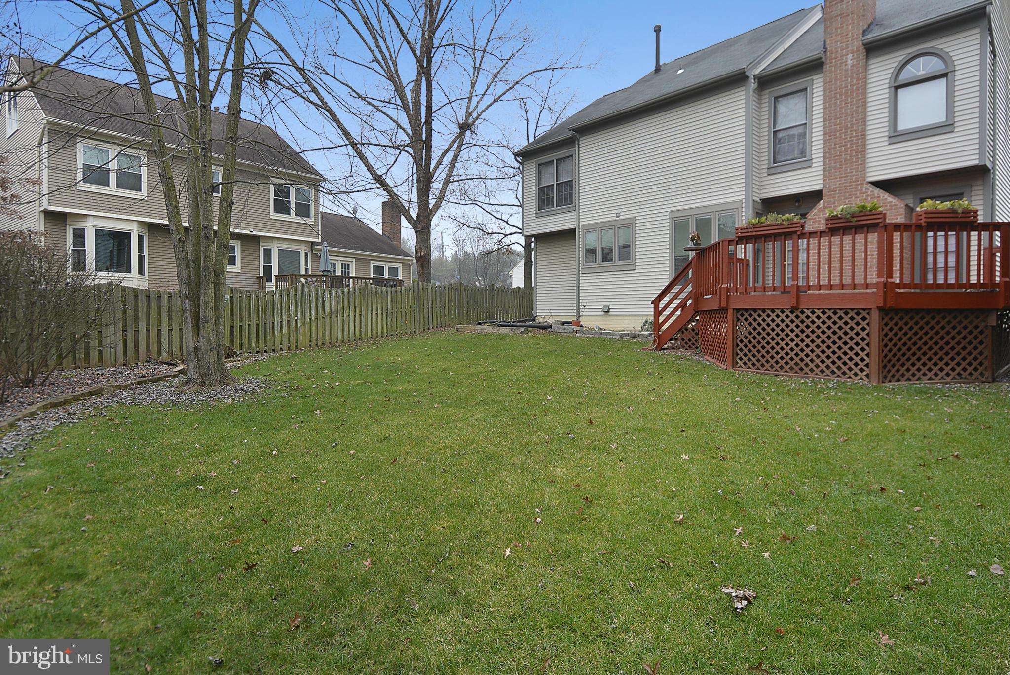 LAKE DEVEREUX - Residential Lease