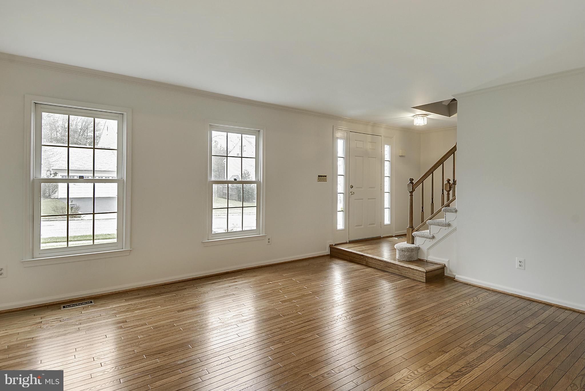 LAKE DEVEREUX - Residential Lease