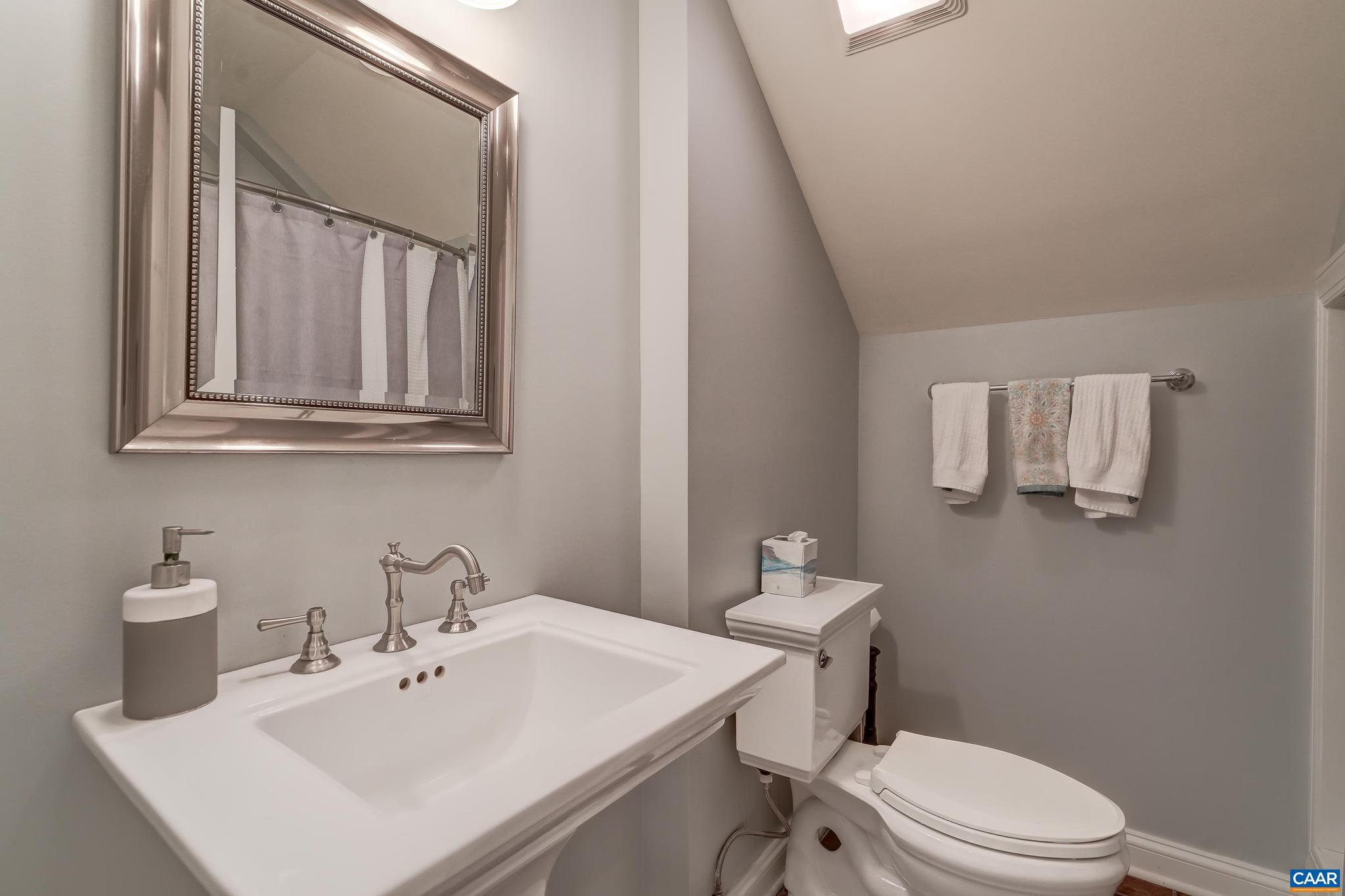 OLD TRAIL - Residential