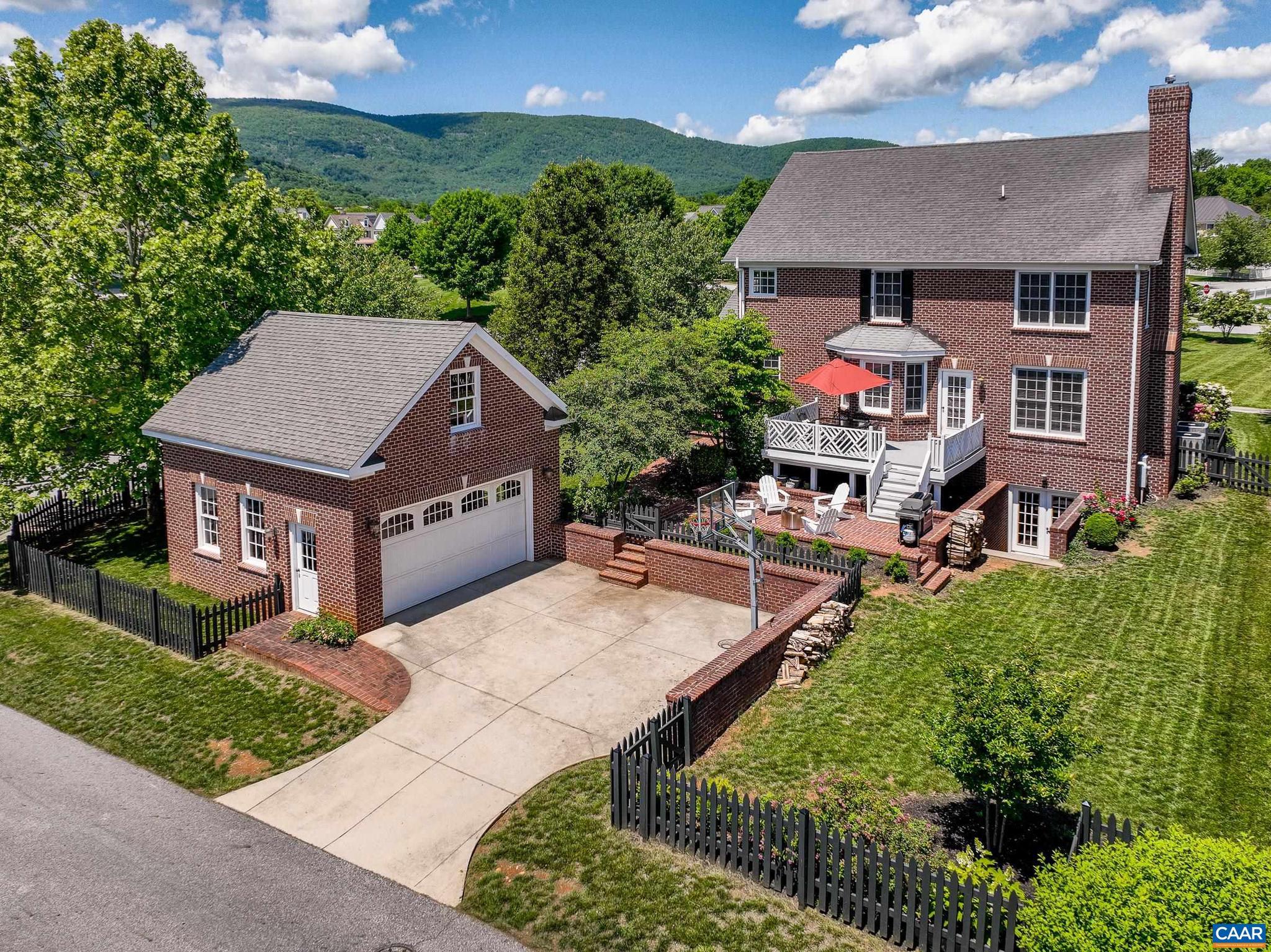 OLD TRAIL - Residential