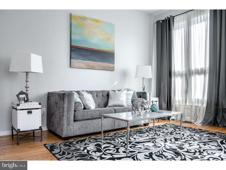 SOCIETY HILL - Residential