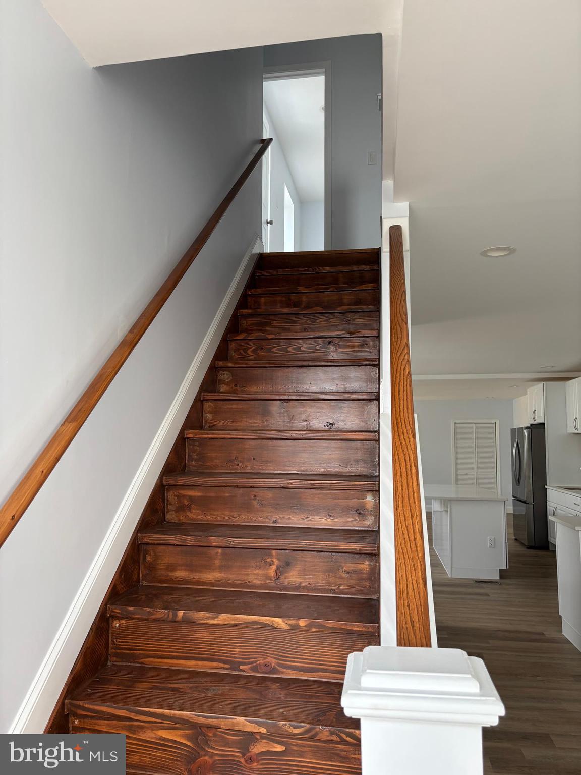 BROADWAY EAST - Residential