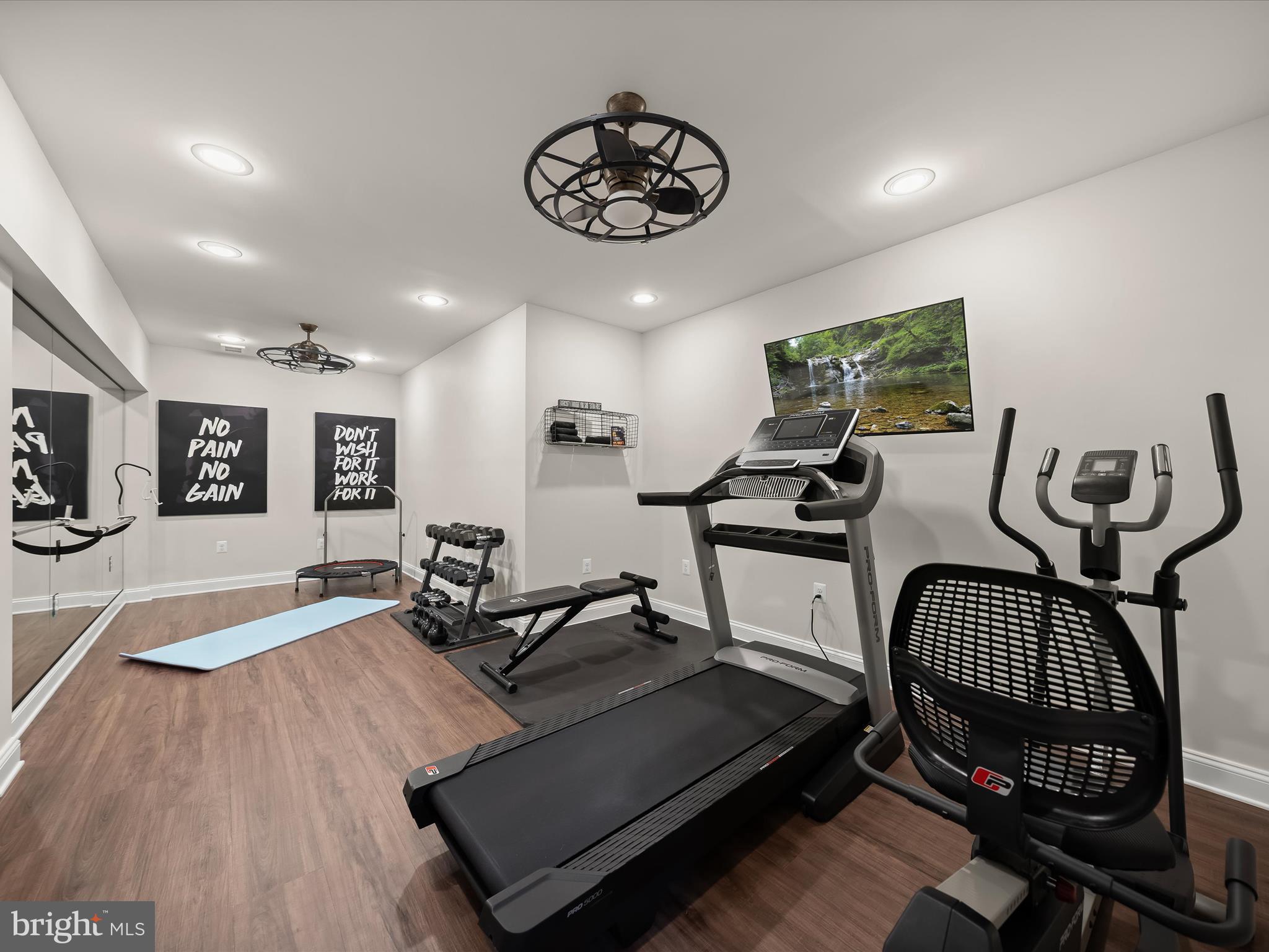 WATERFORD CREEK - Residential