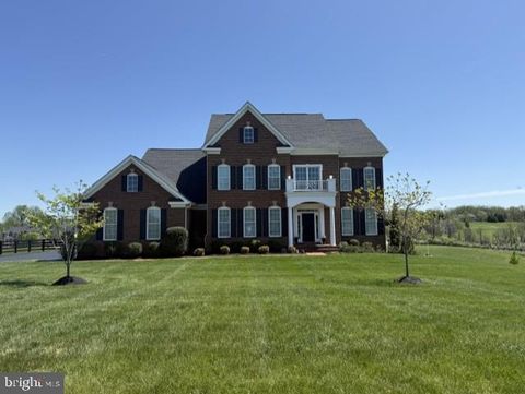 15918 WATERFORD MEADOW PLACE HAMILTON VA 20158