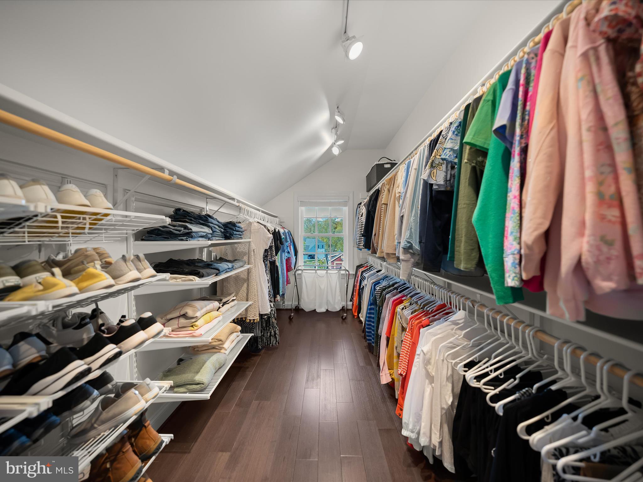 WATERFORD CREEK - Residential