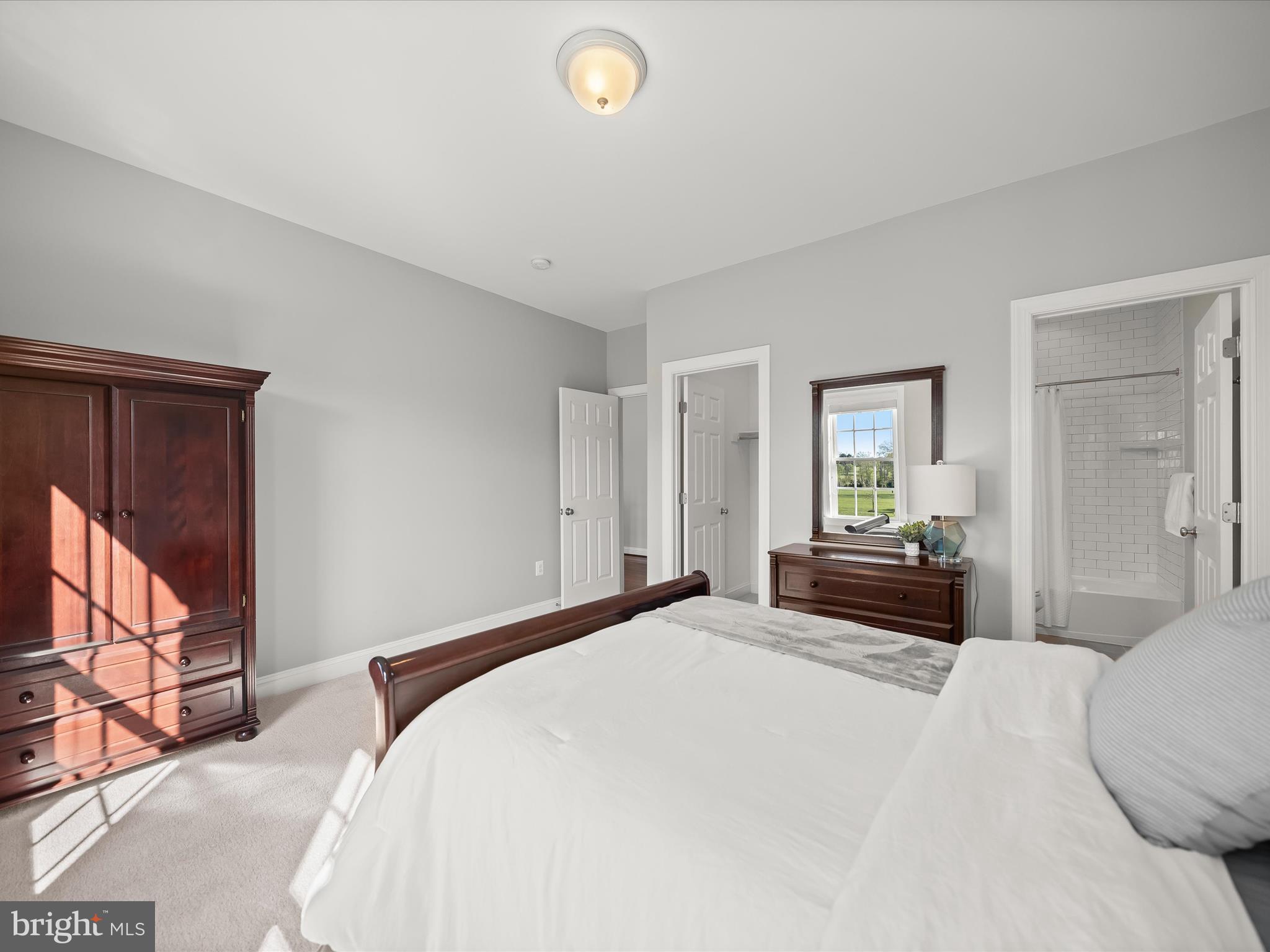 WATERFORD CREEK - Residential