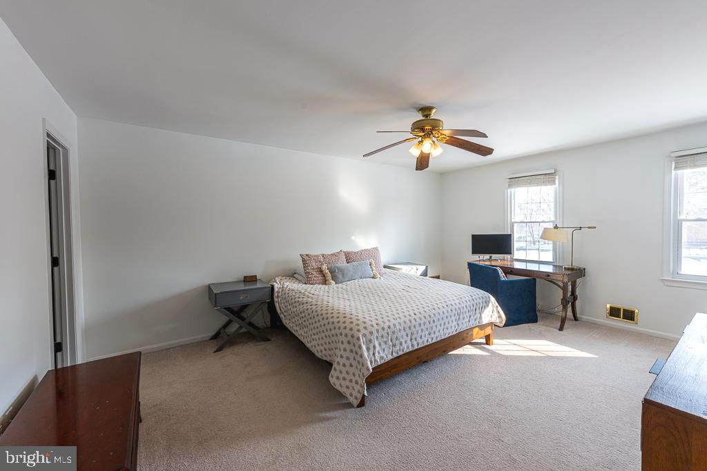 HICKORY GROVE - Residential