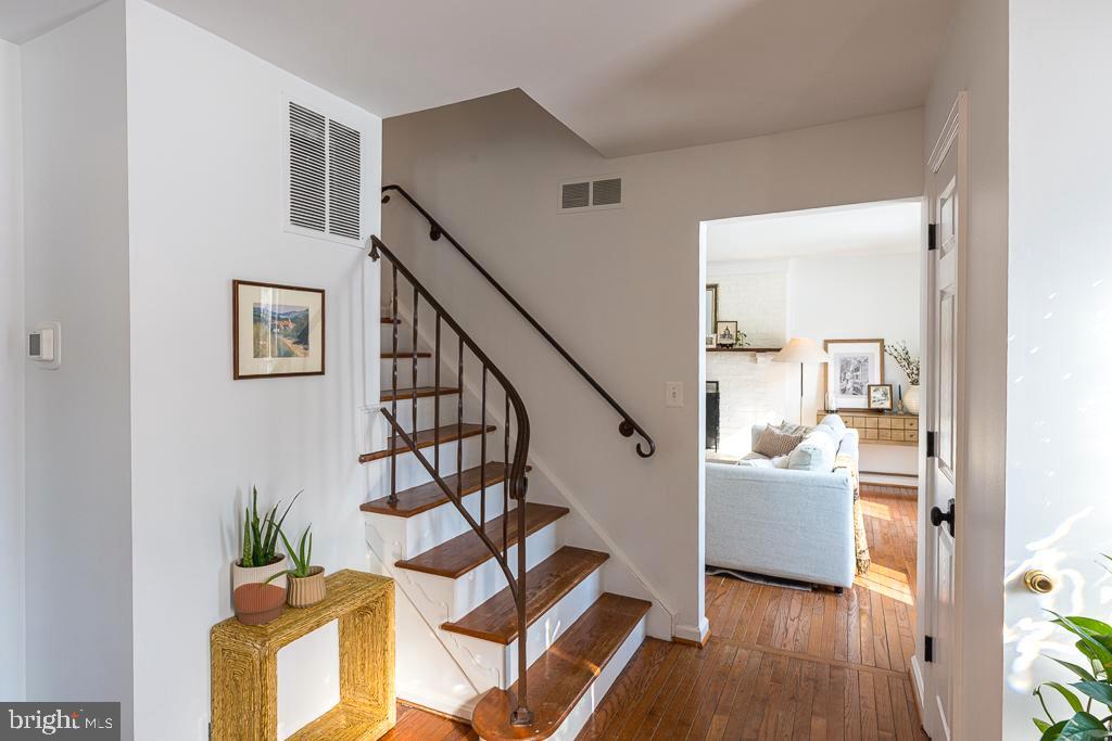 HICKORY GROVE - Residential