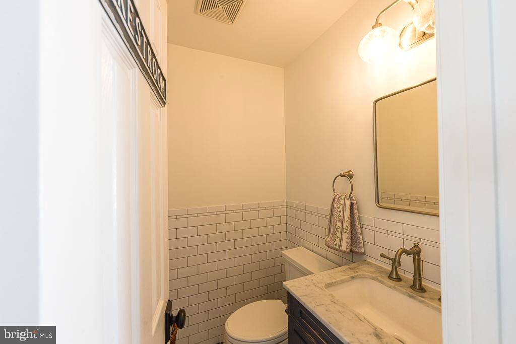 HICKORY GROVE - Residential