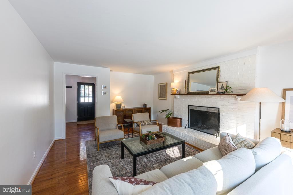 HICKORY GROVE - Residential