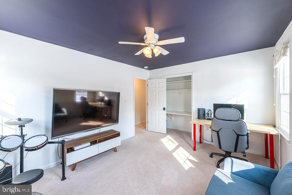 HICKORY GROVE - Residential