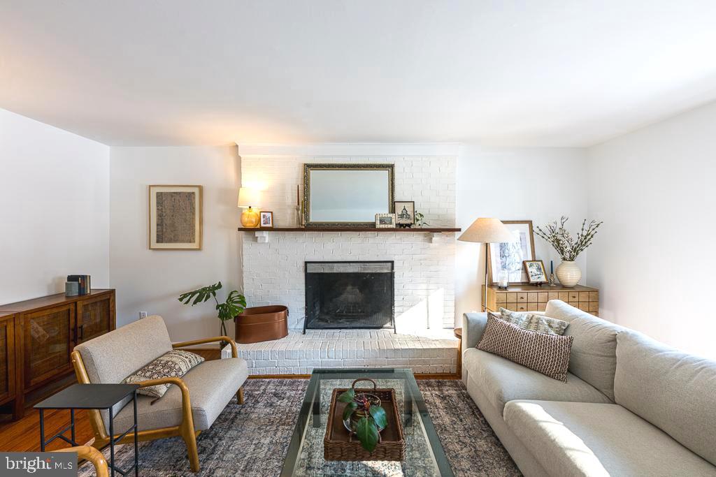 HICKORY GROVE - Residential