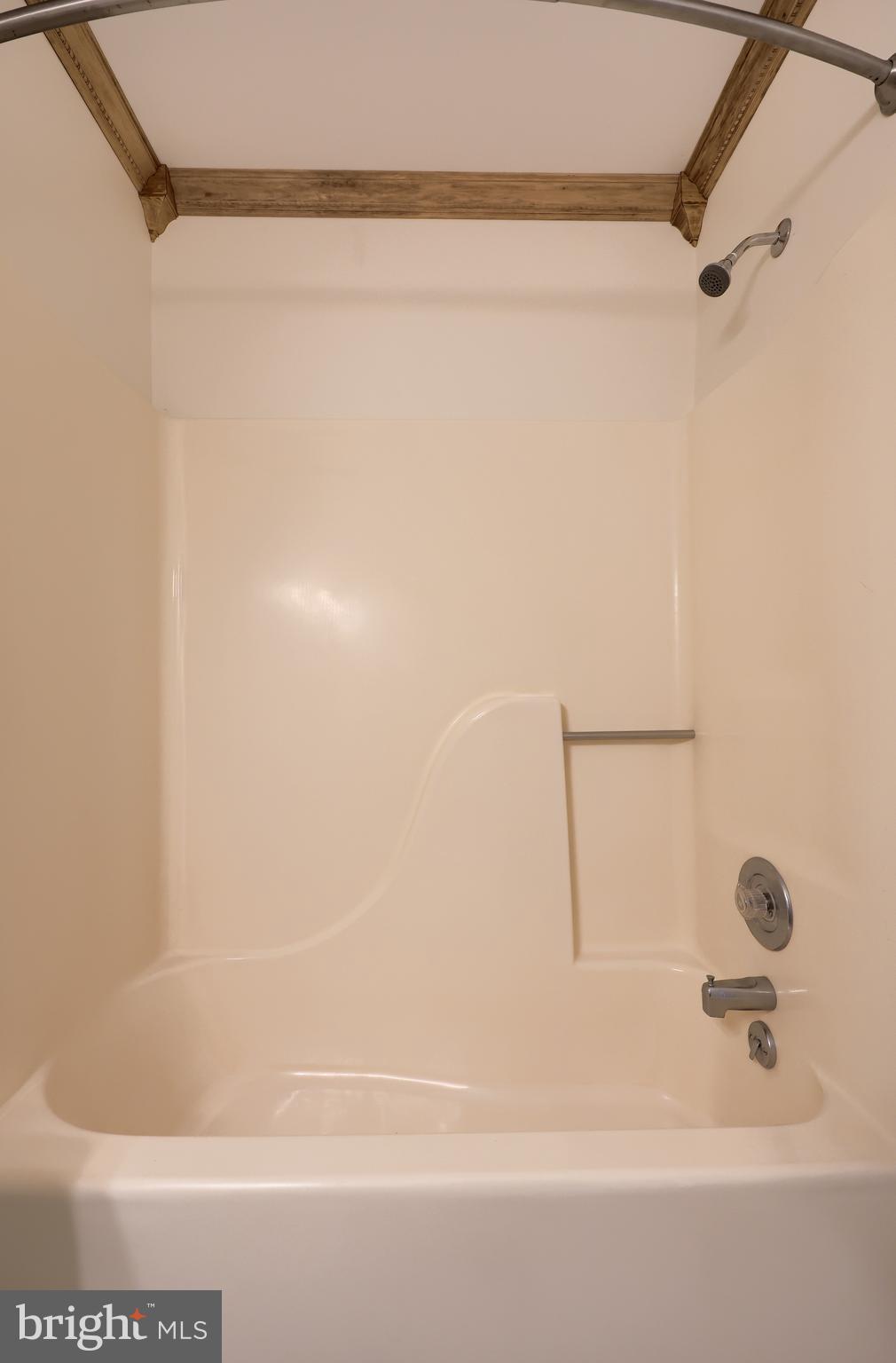 CROSSGATES - Residential