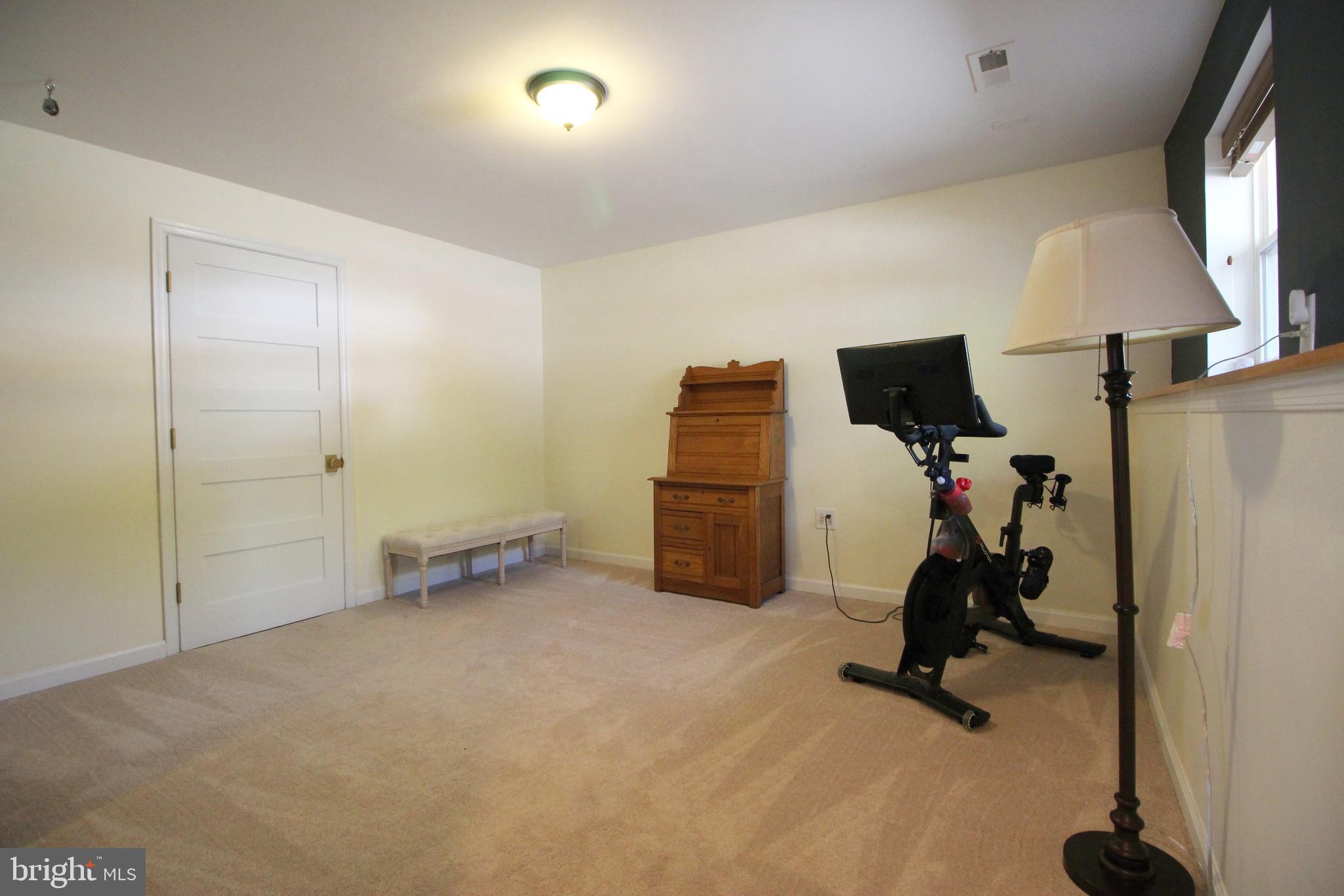 BULL RUN MOUNTAIN ESTATE - Residential Lease