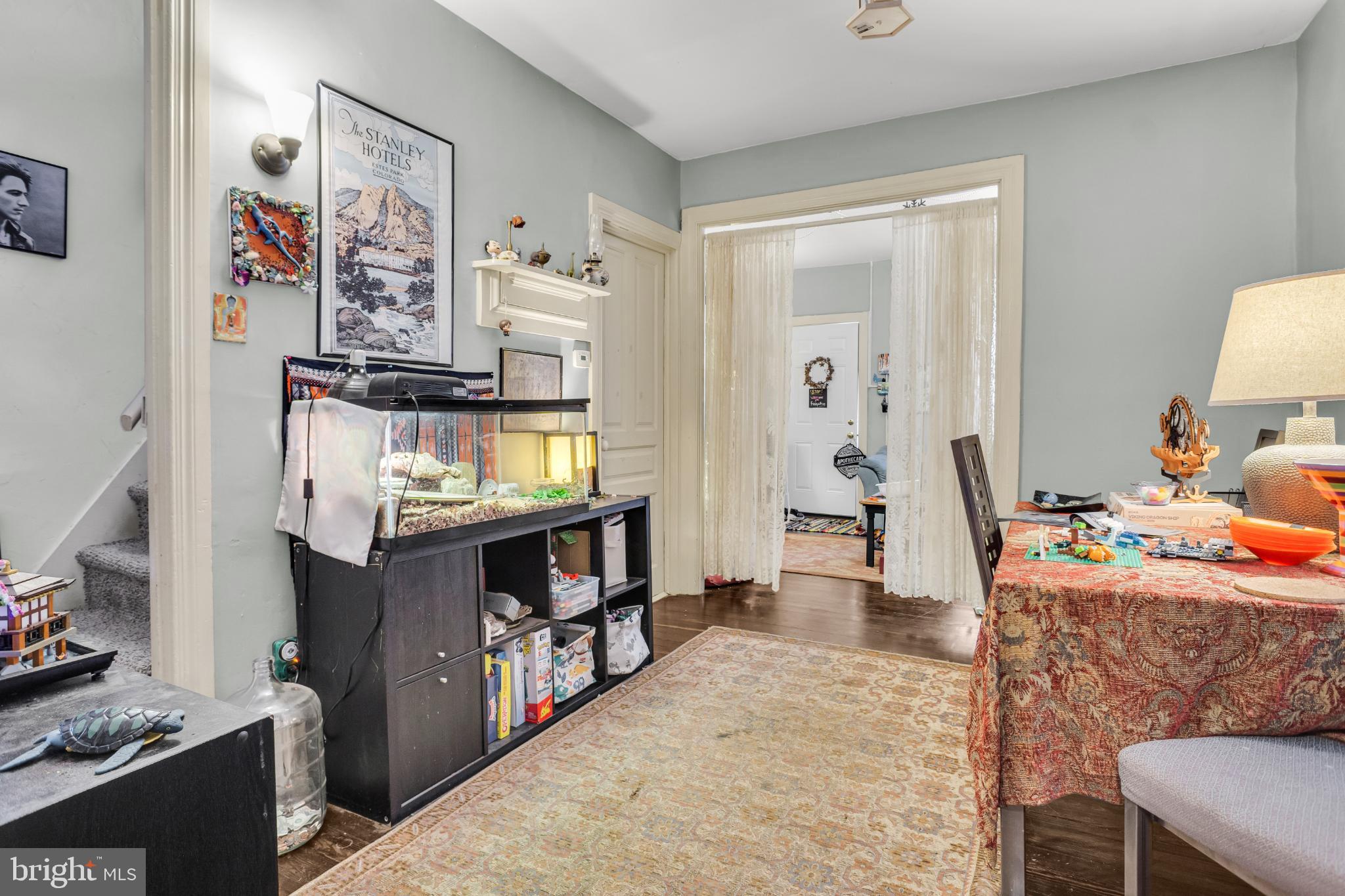 RED LION HIGH SCHOOL - Residential