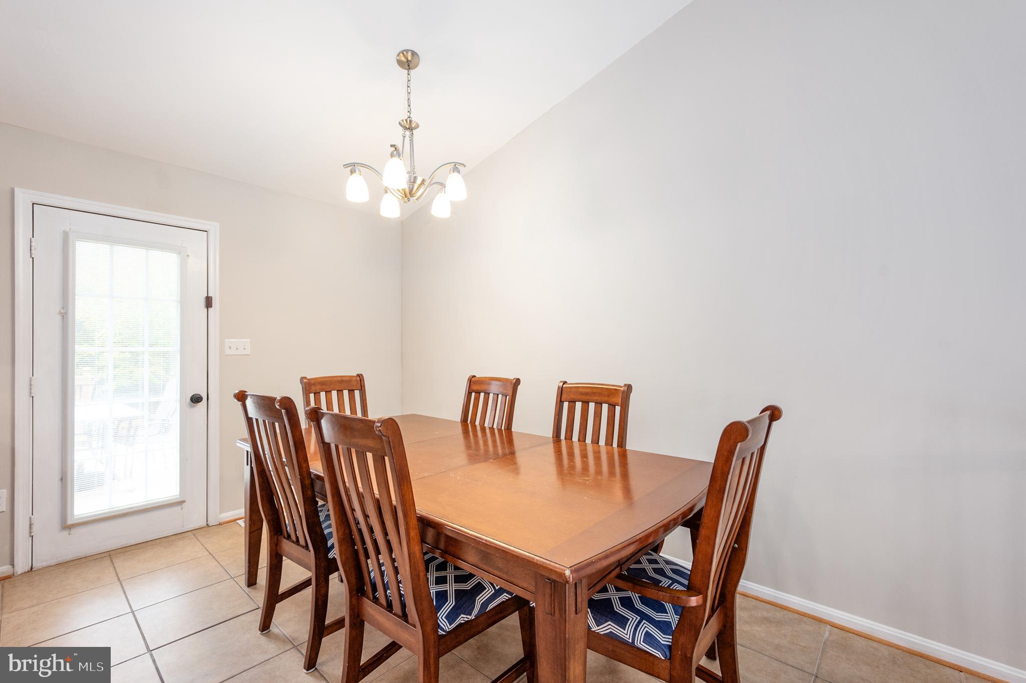 SOUTH OAKS - Residential