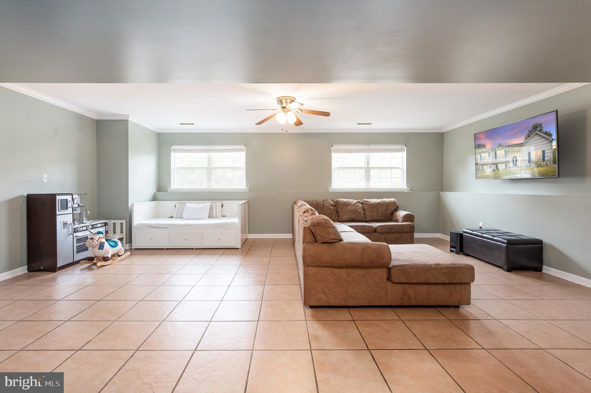 SOUTH OAKS - Residential