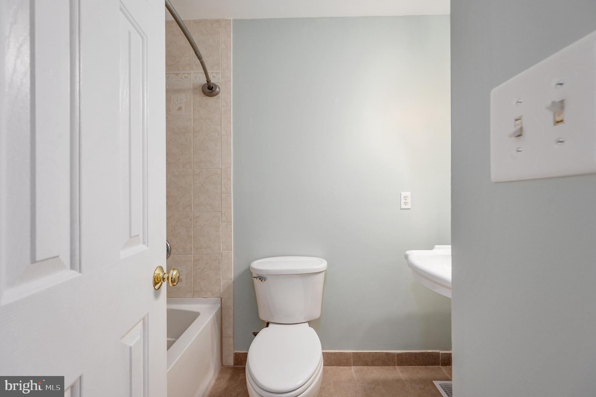 SOUTH OAKS - Residential