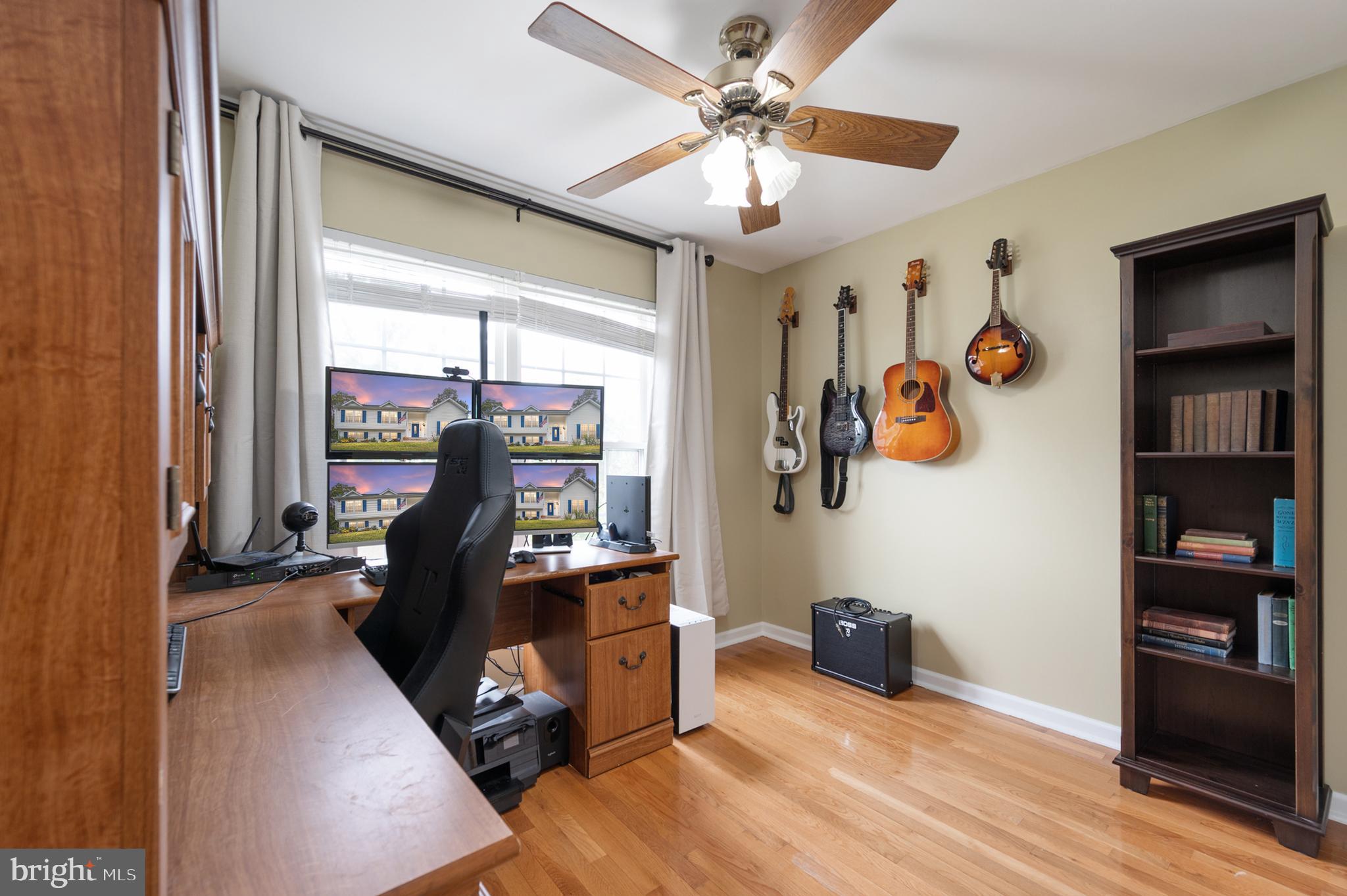 SOUTH OAKS - Residential