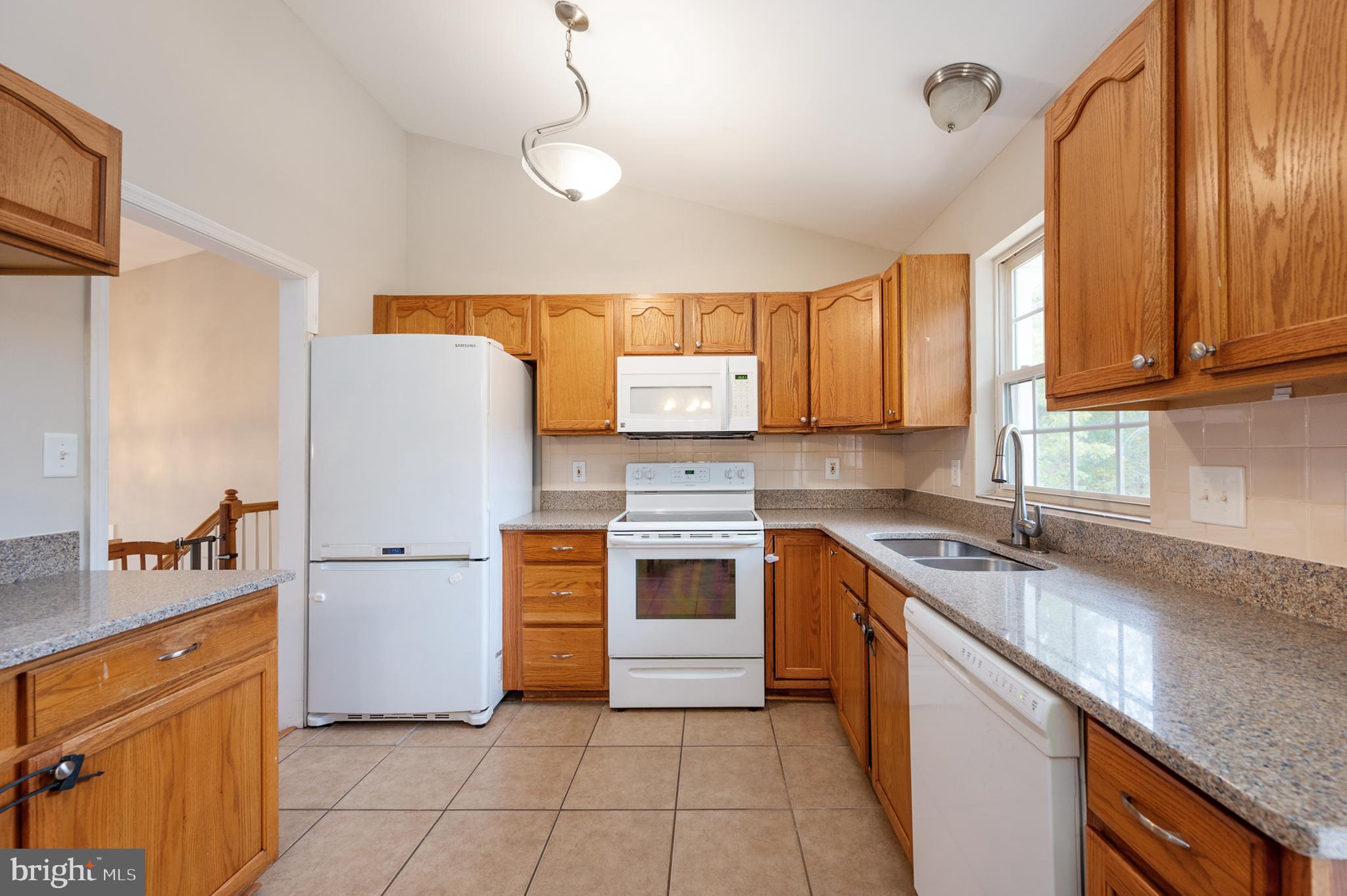 SOUTH OAKS - Residential