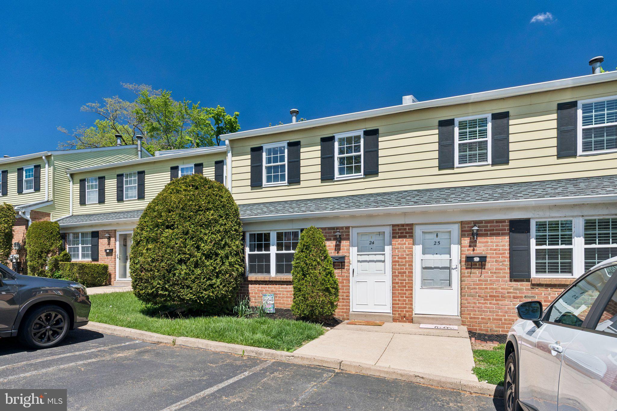 UPLAND VIL - Residential