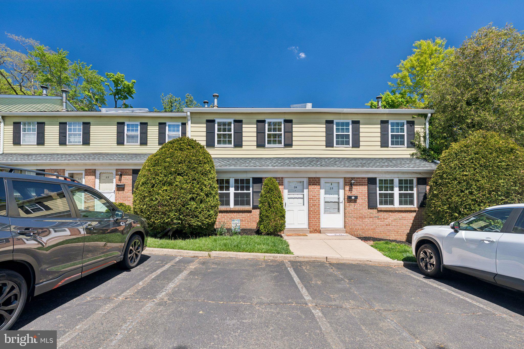 UPLAND VIL - Residential