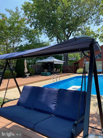 MAGOTHY BEACH - Residential Lease