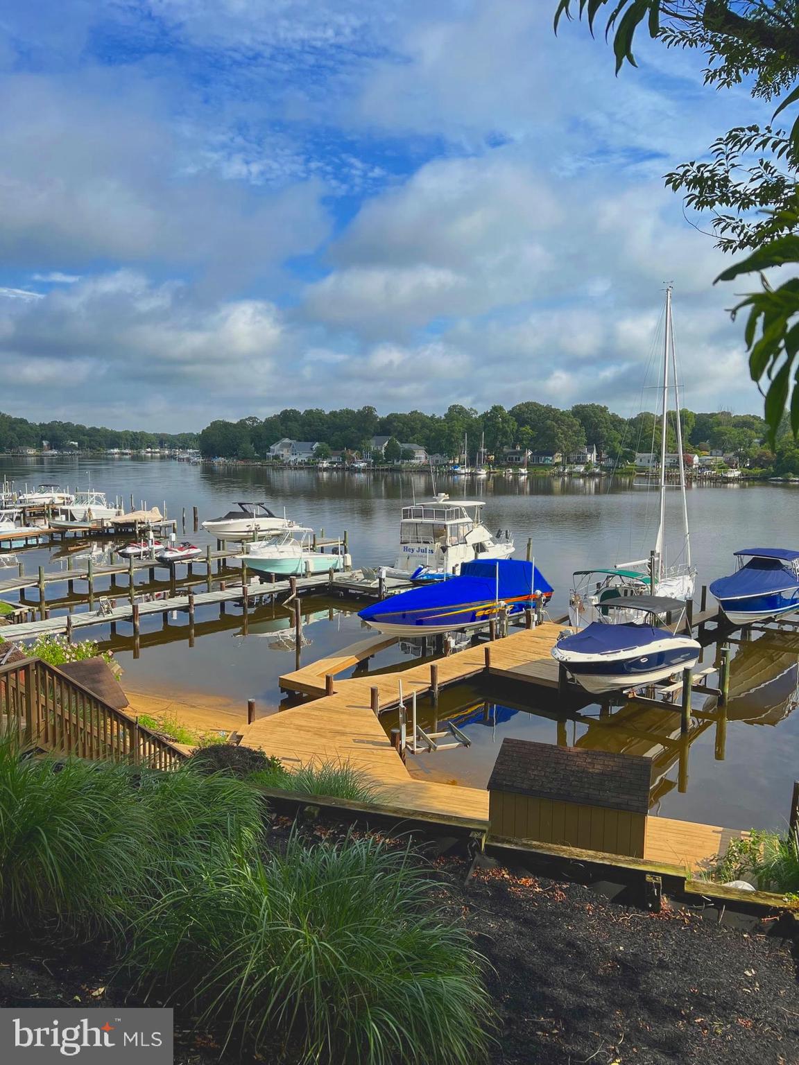 MAGOTHY BEACH - Residential Lease