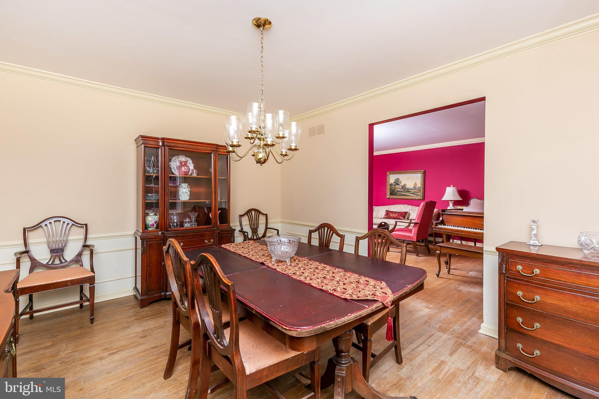 ROCHELLE MEADOWS - Residential