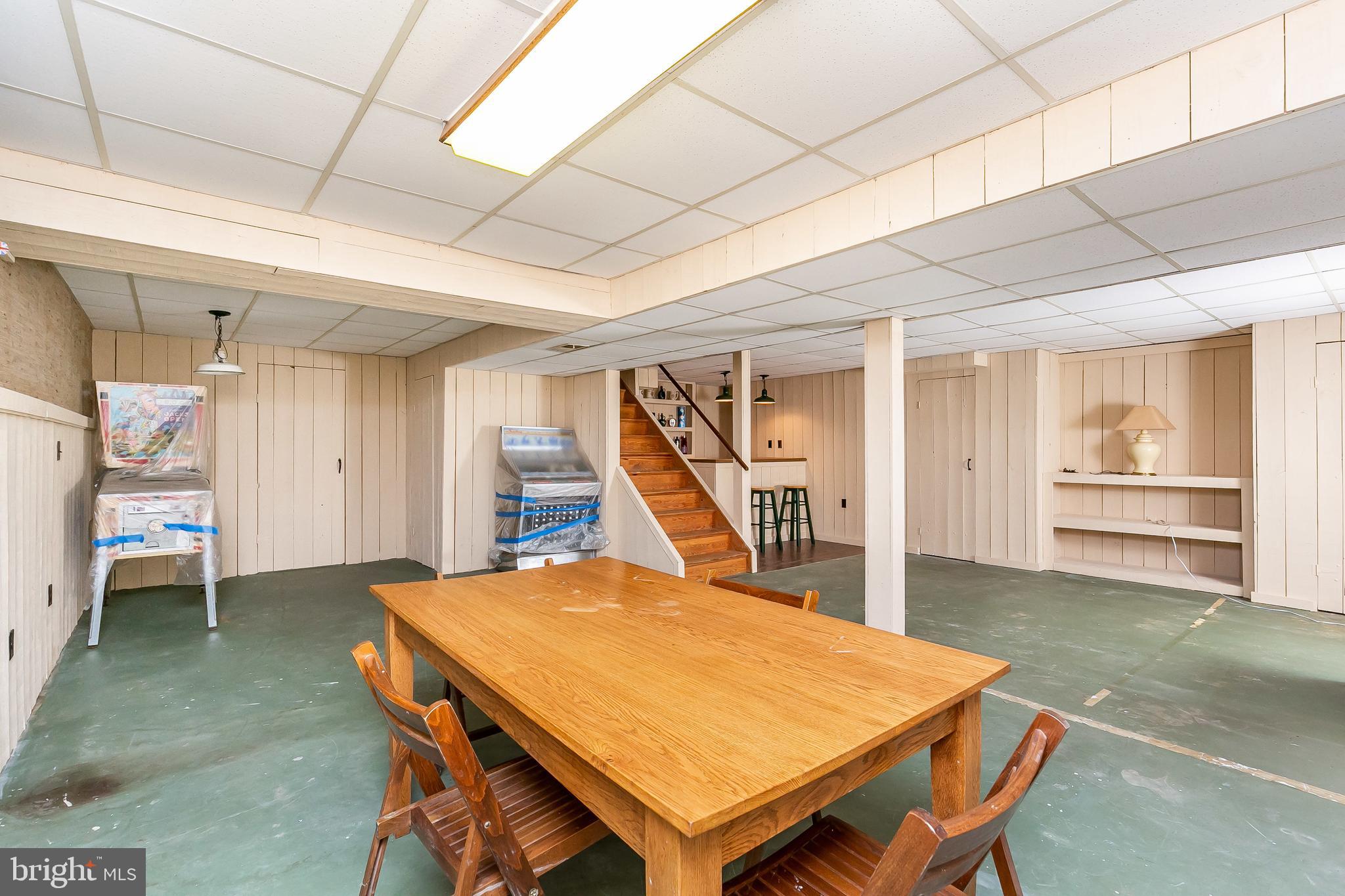 ROCHELLE MEADOWS - Residential