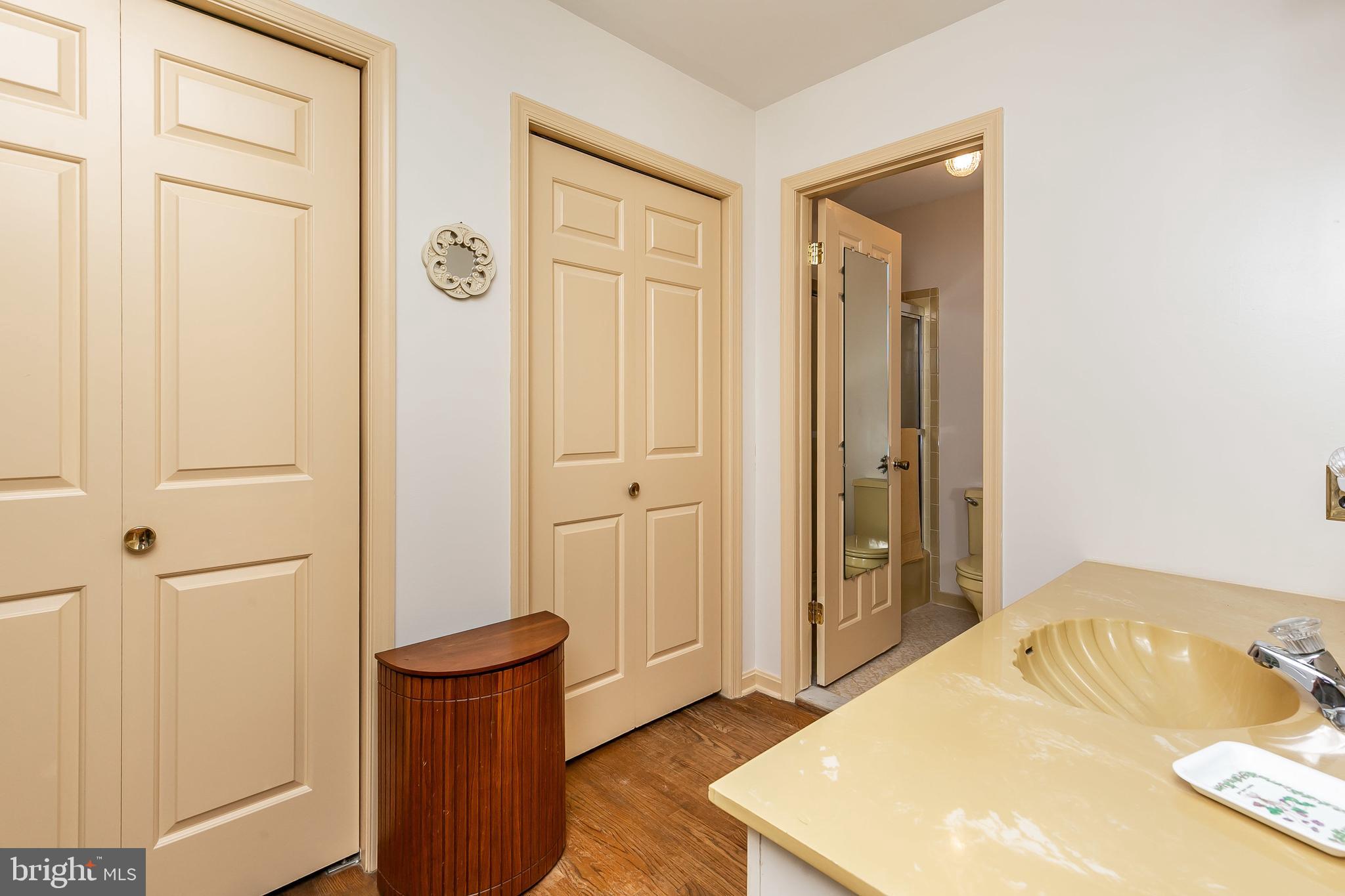 ROCHELLE MEADOWS - Residential