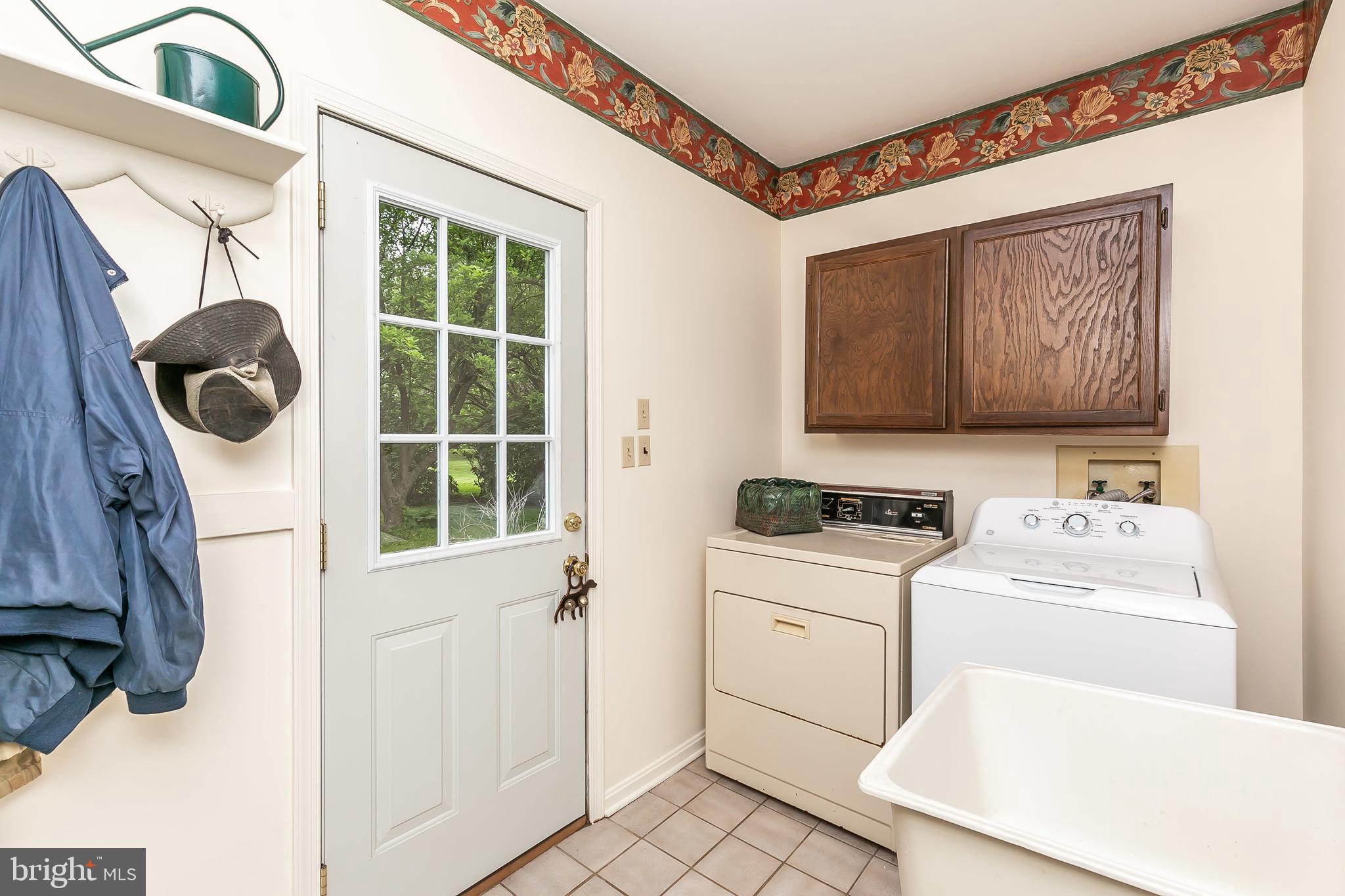 ROCHELLE MEADOWS - Residential