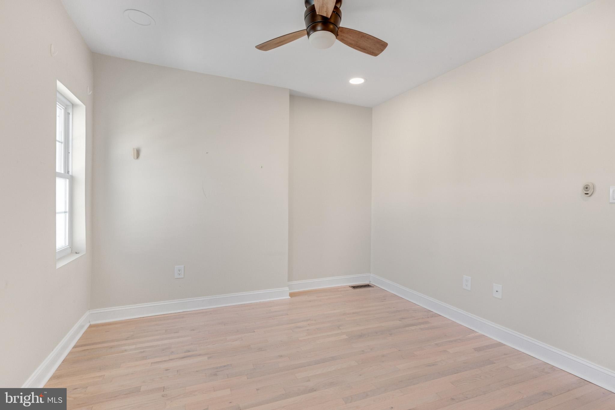 GRAYS FERRY - Residential Lease