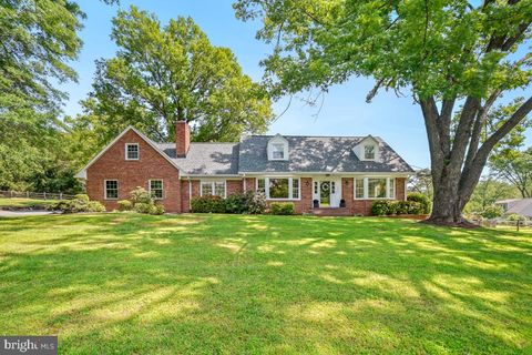13213 WYE OAK DARNESTOWN MD 20878