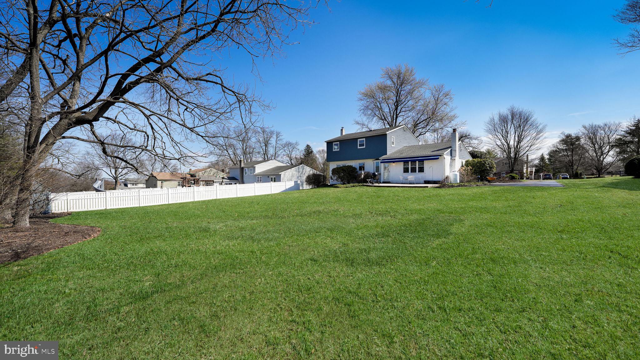 OXBOW MDWS - Residential