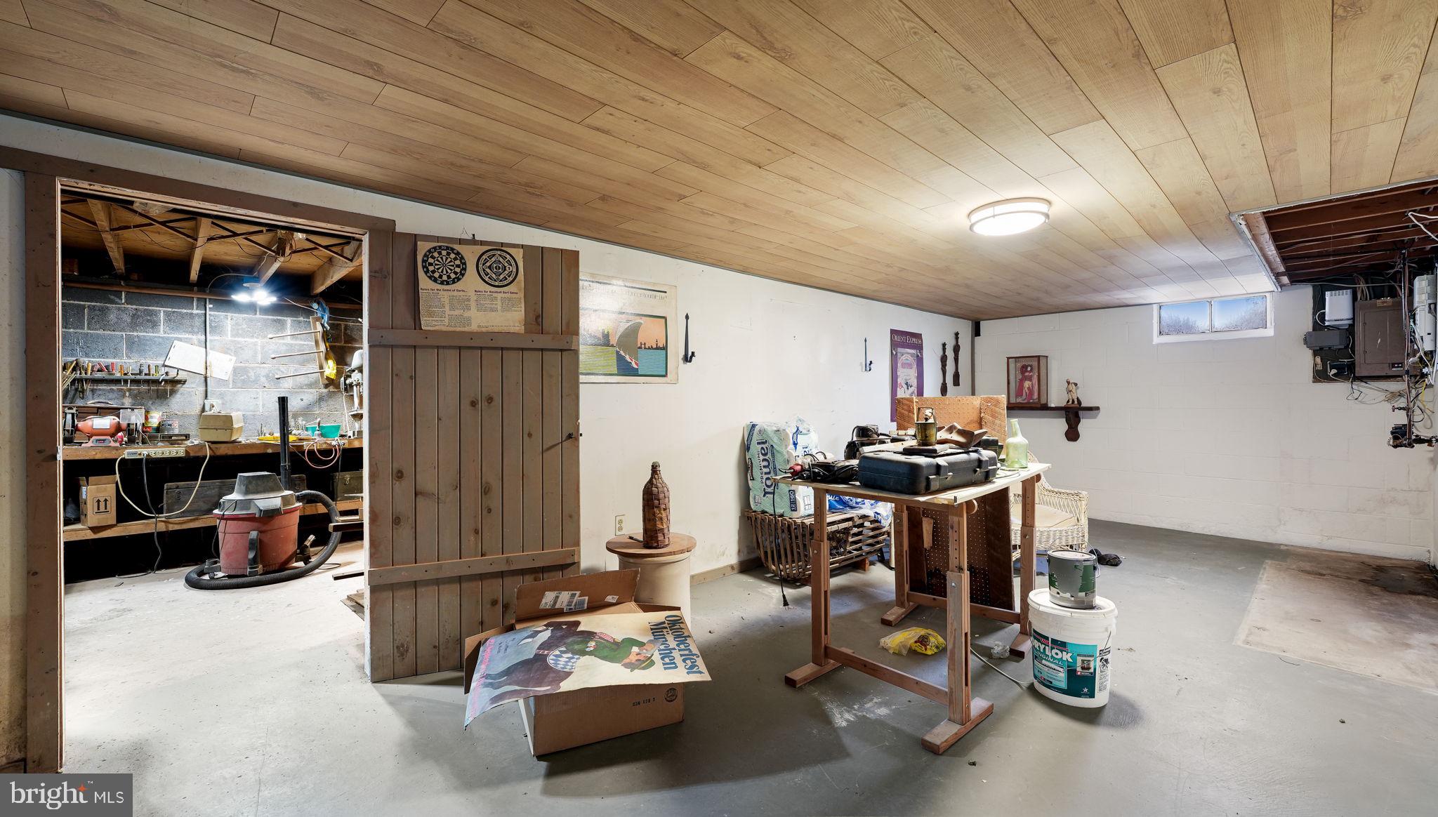 OXBOW MDWS - Residential