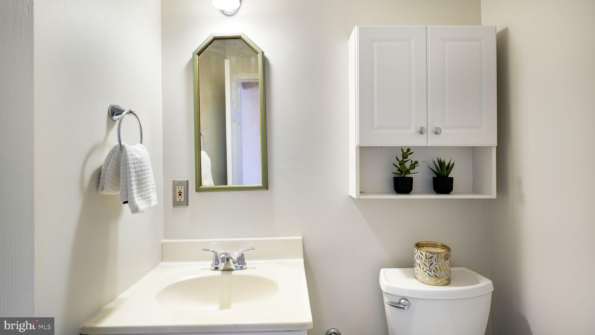 OXBOW MDWS - Residential