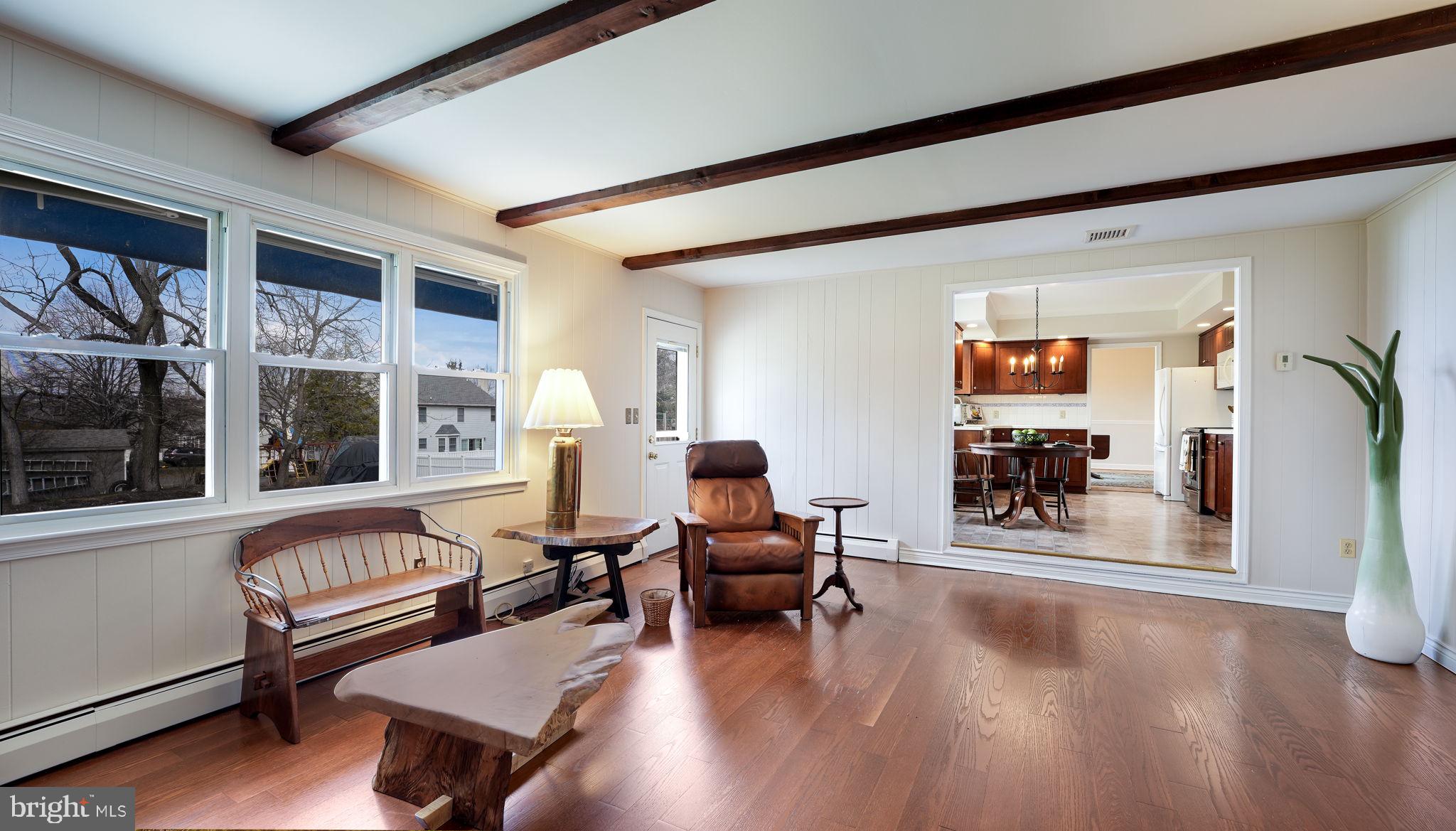 OXBOW MDWS - Residential