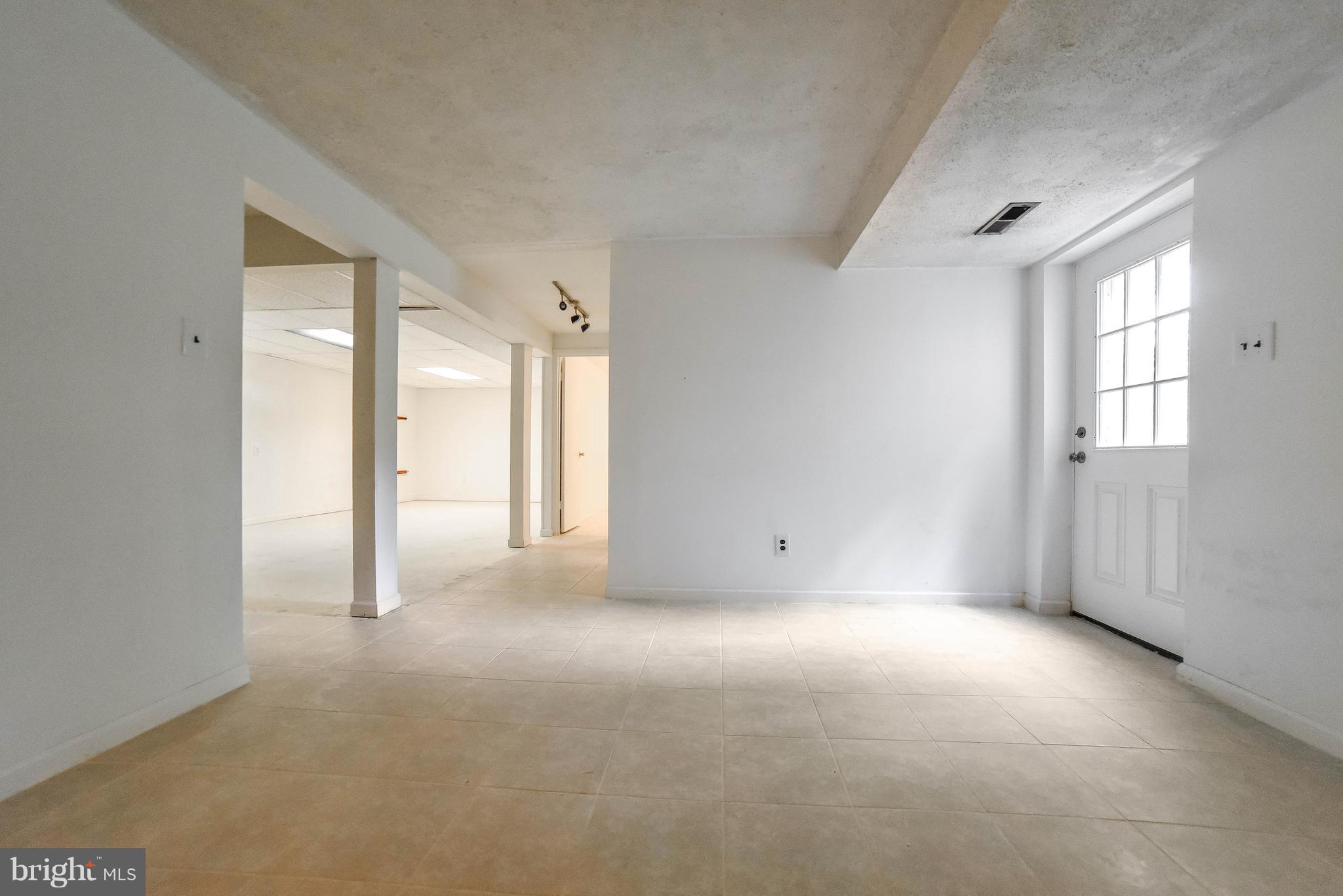 TOWN CREEK - Residential