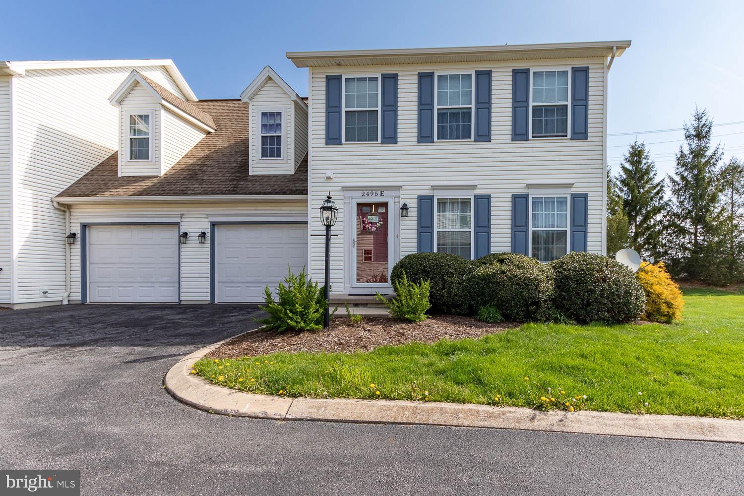 LEXINGTON PLACE - Residential