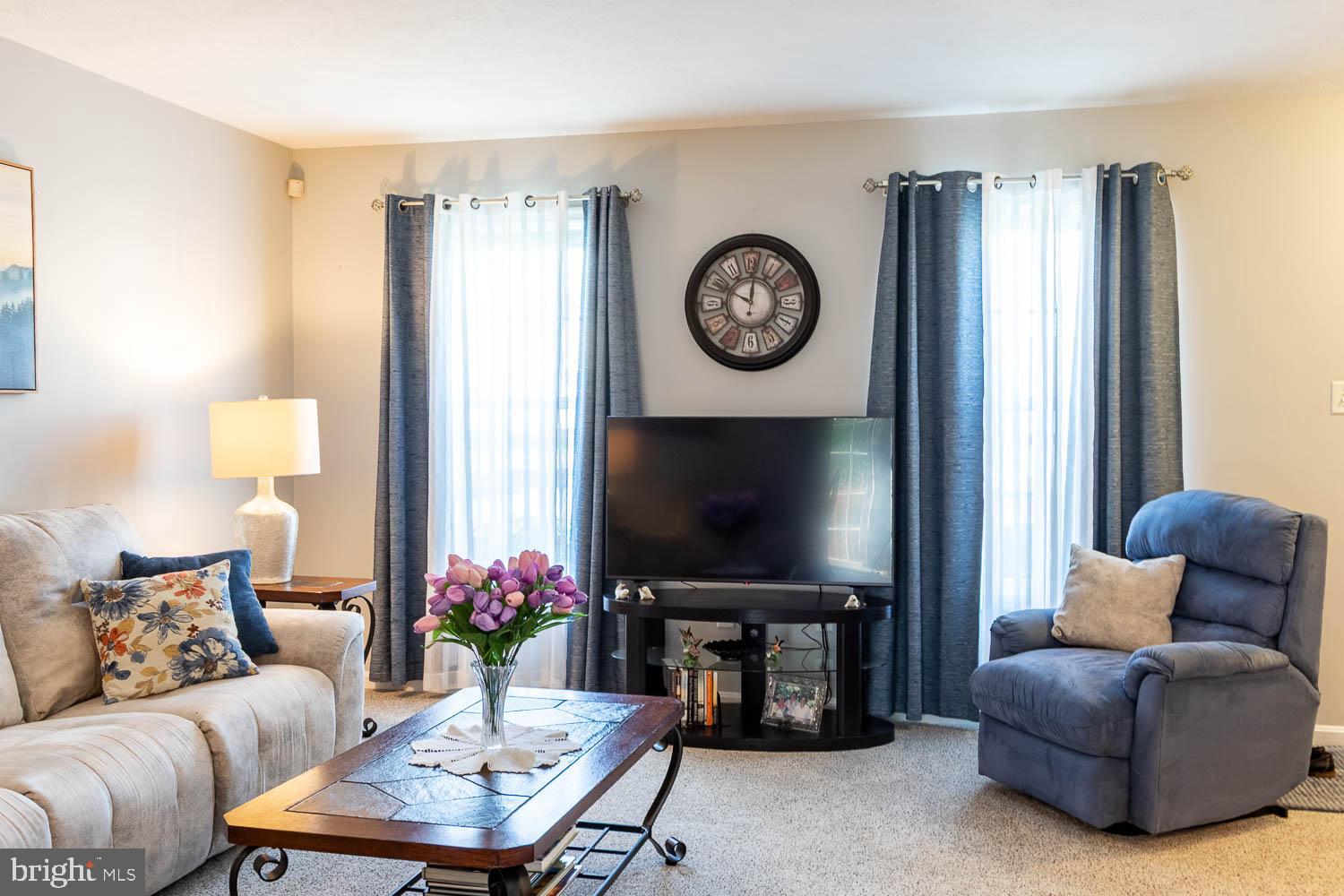 LEXINGTON PLACE - Residential