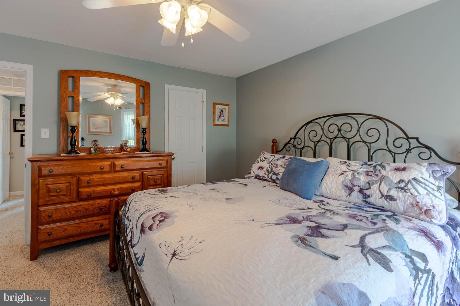 LEXINGTON PLACE - Residential