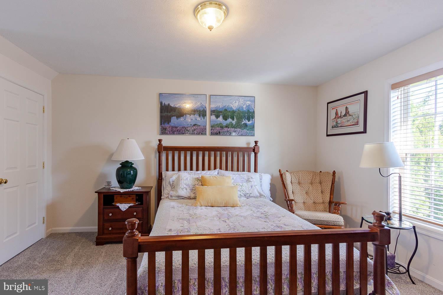 LEXINGTON PLACE - Residential