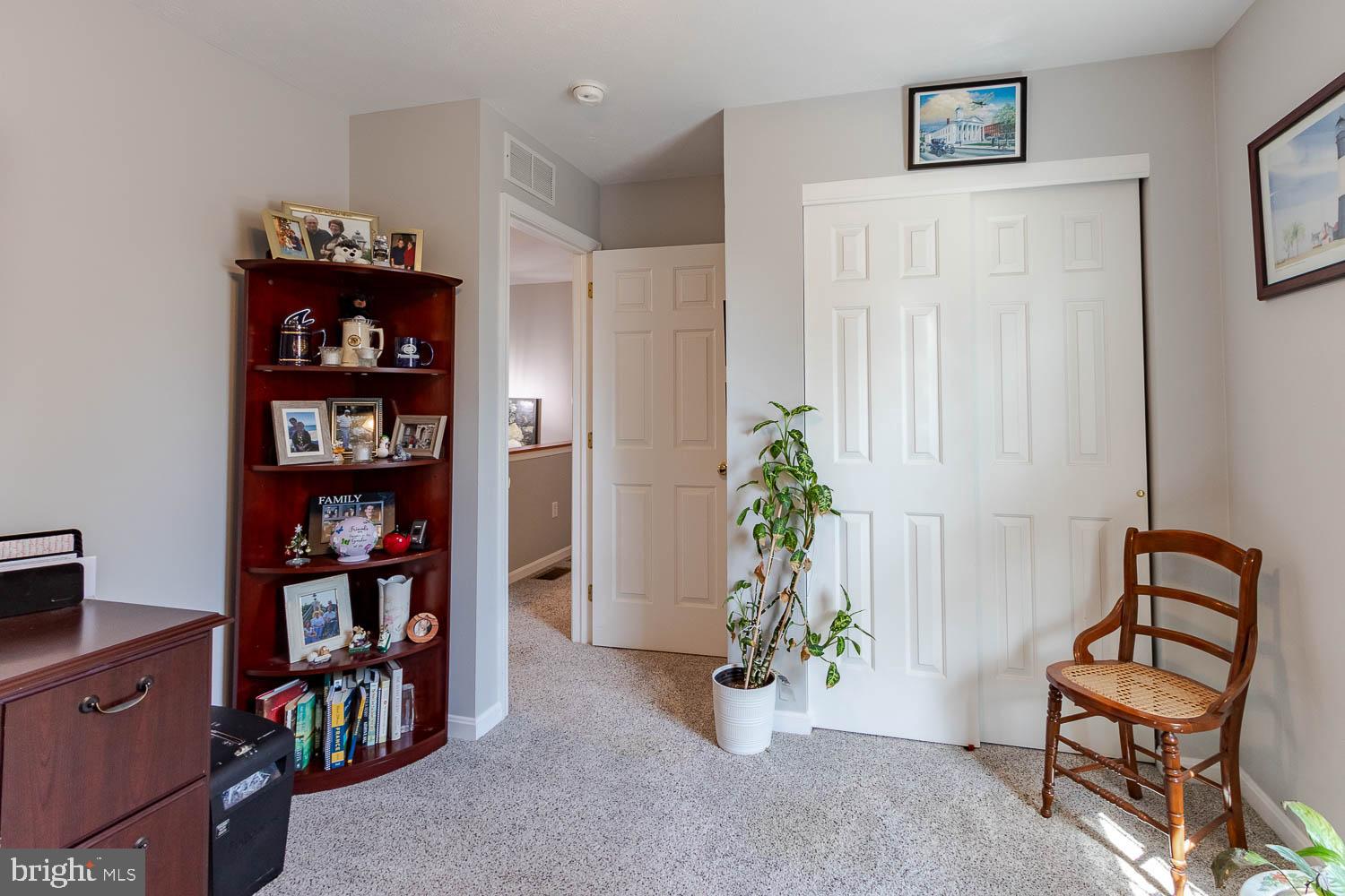LEXINGTON PLACE - Residential