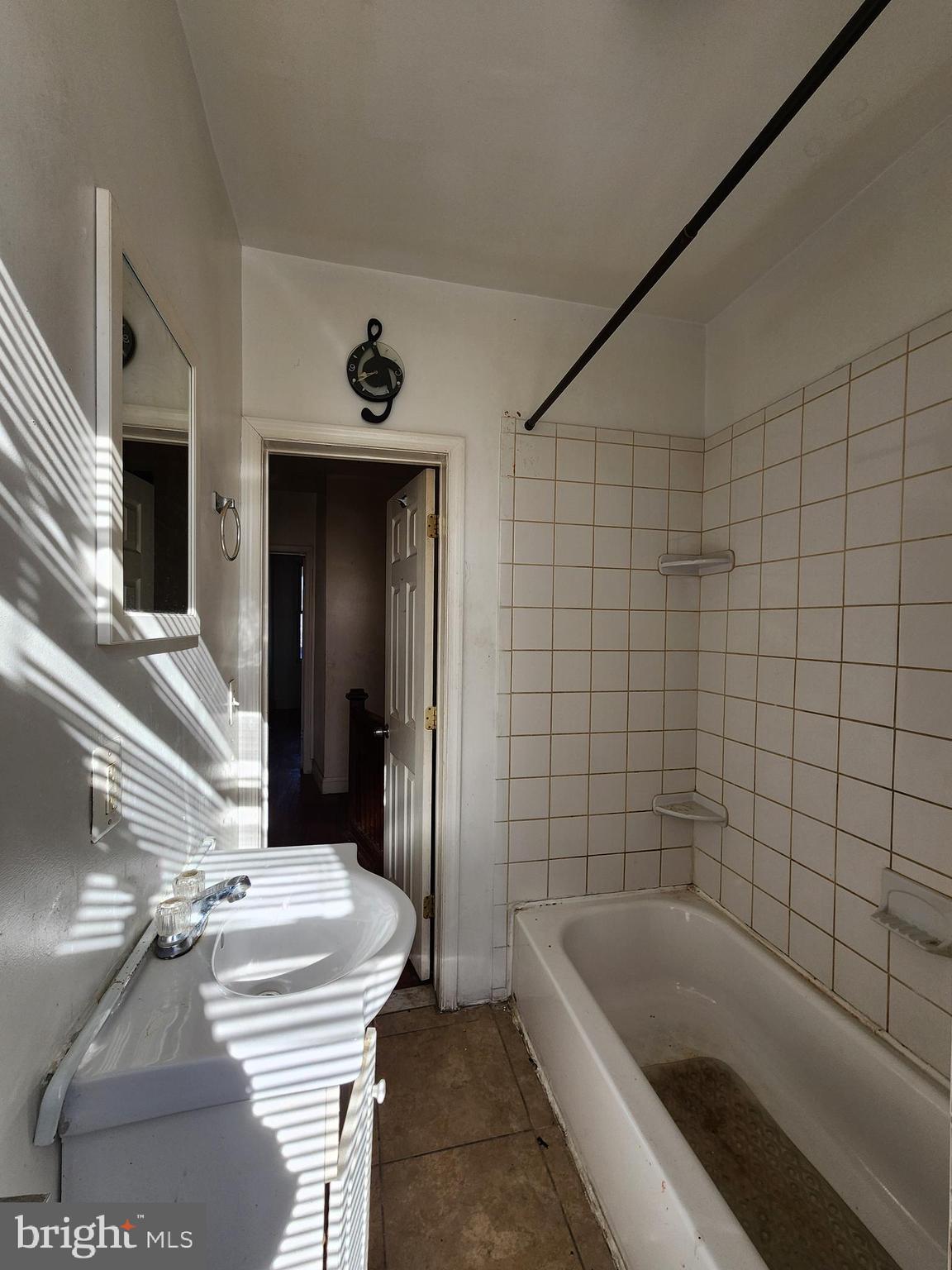 BELAIR-EDISON - Residential