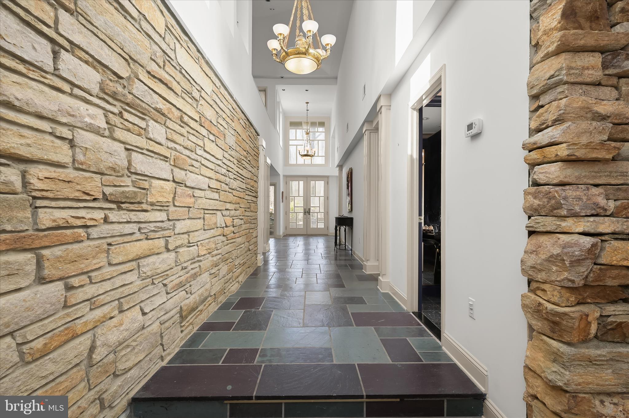 WORTHINGTON VALLEY - Residential