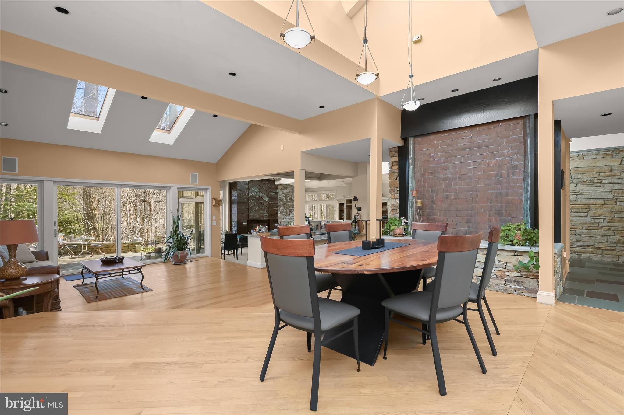 WORTHINGTON VALLEY - Residential