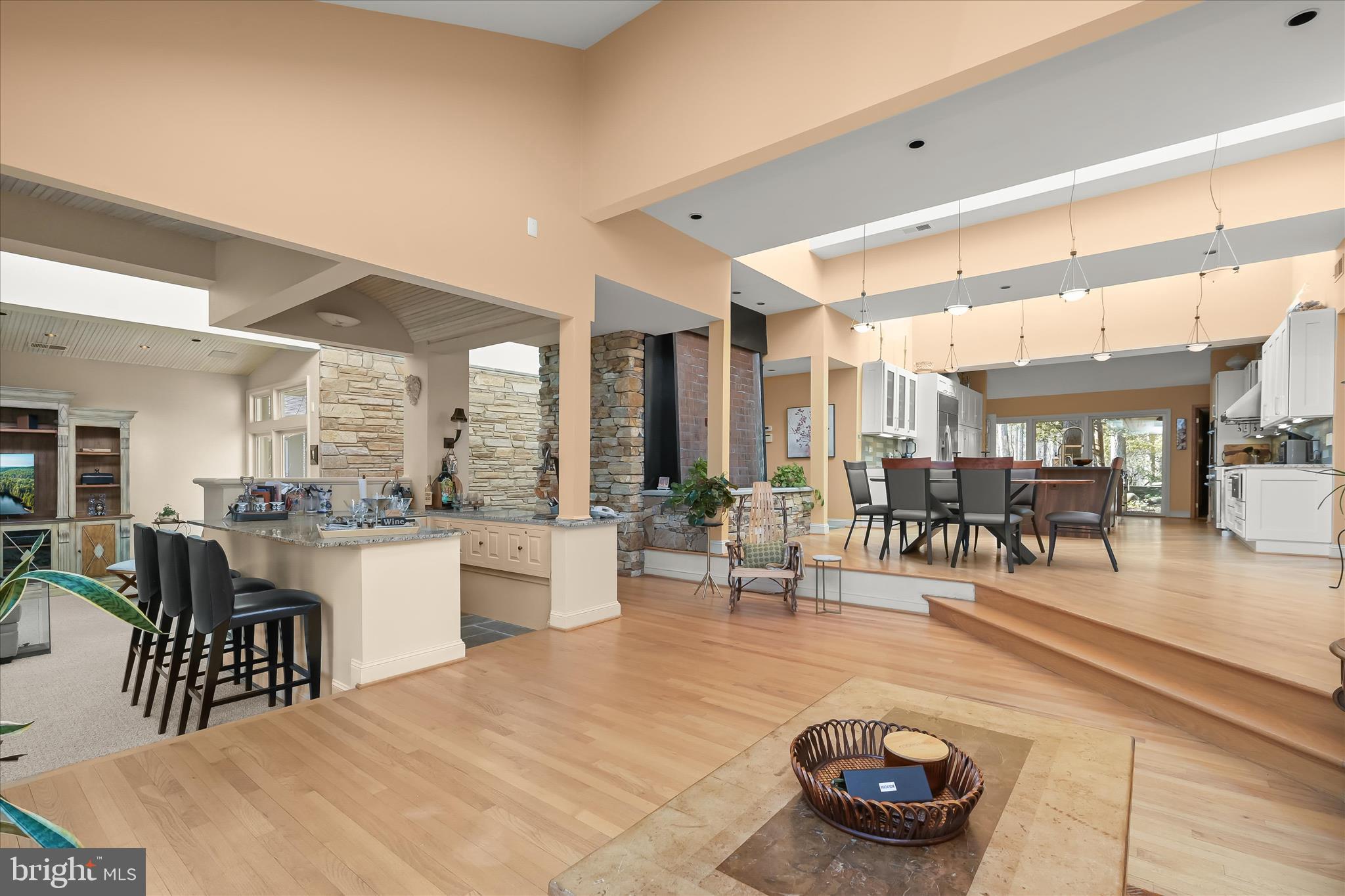 WORTHINGTON VALLEY - Residential