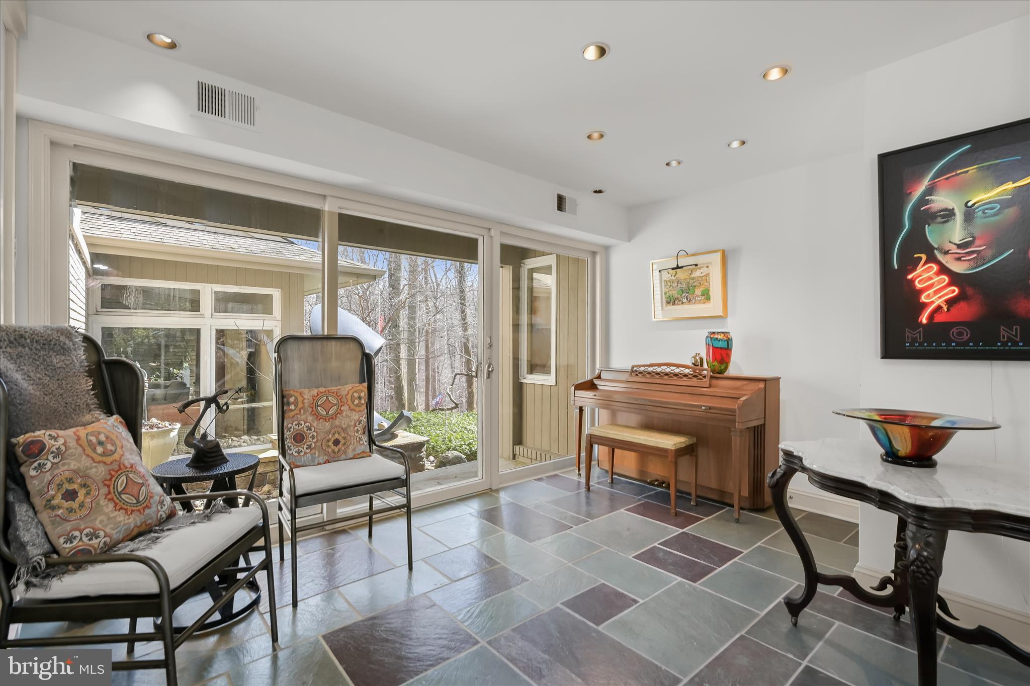 WORTHINGTON VALLEY - Residential